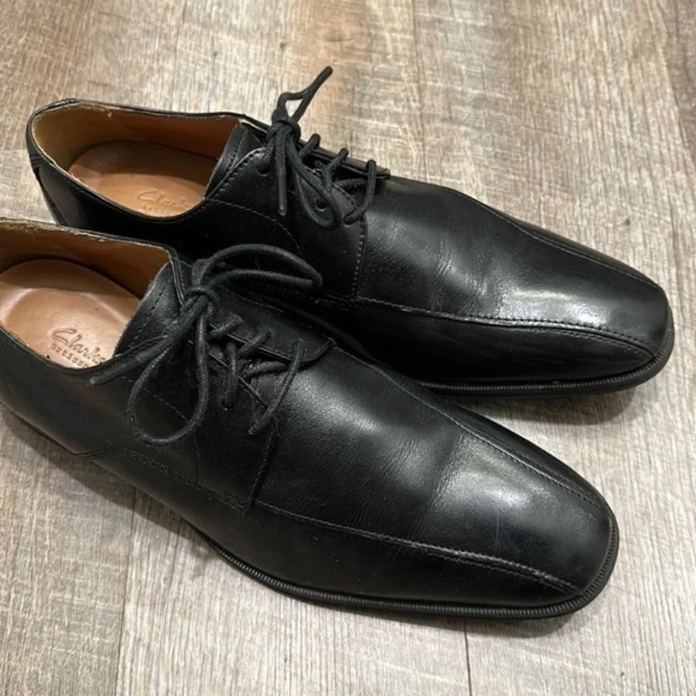 Clarks artisan black leather lace up Oxford dress shoes size 10
